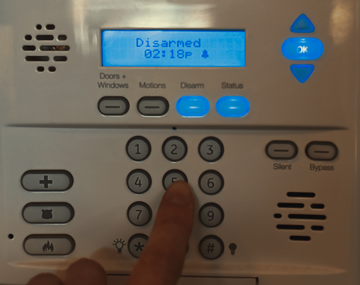 Smart Home Alarmanlagen mit Kamera kaufen - Angebote & Ideen