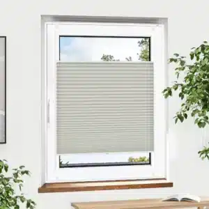 Jalousiescout Pure Plissee Premium in der Farbe Grau und der Größe 95 x 180 cm: Das leicht lichtdurchlässige