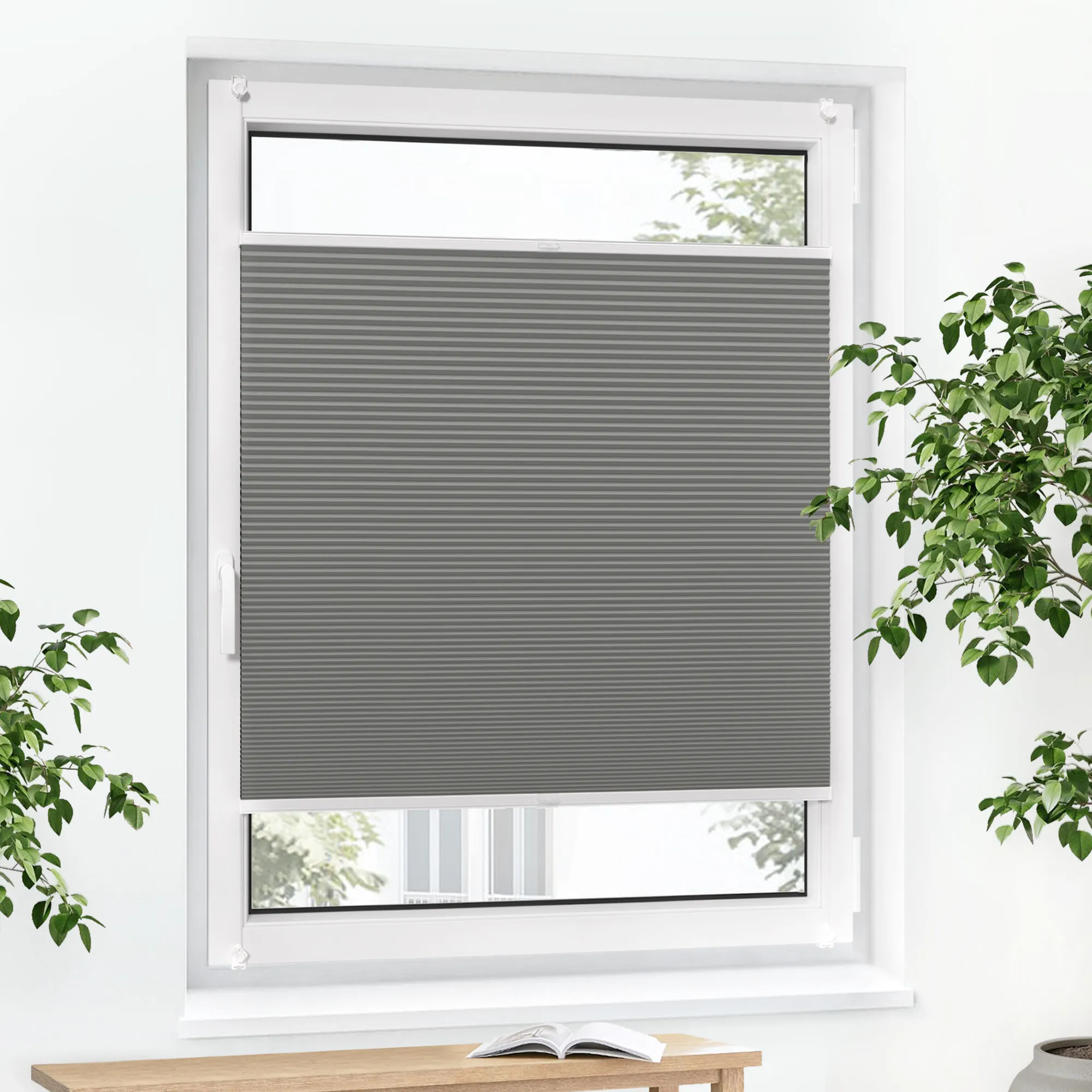 Jalousiescout Pure Wabenplissee in der Farbe Grau und der Größe 70 x 100 cm: Das Pure Wabenplissee von Jalousiescout bietet nicht nur eine perfekte Verdunkelung