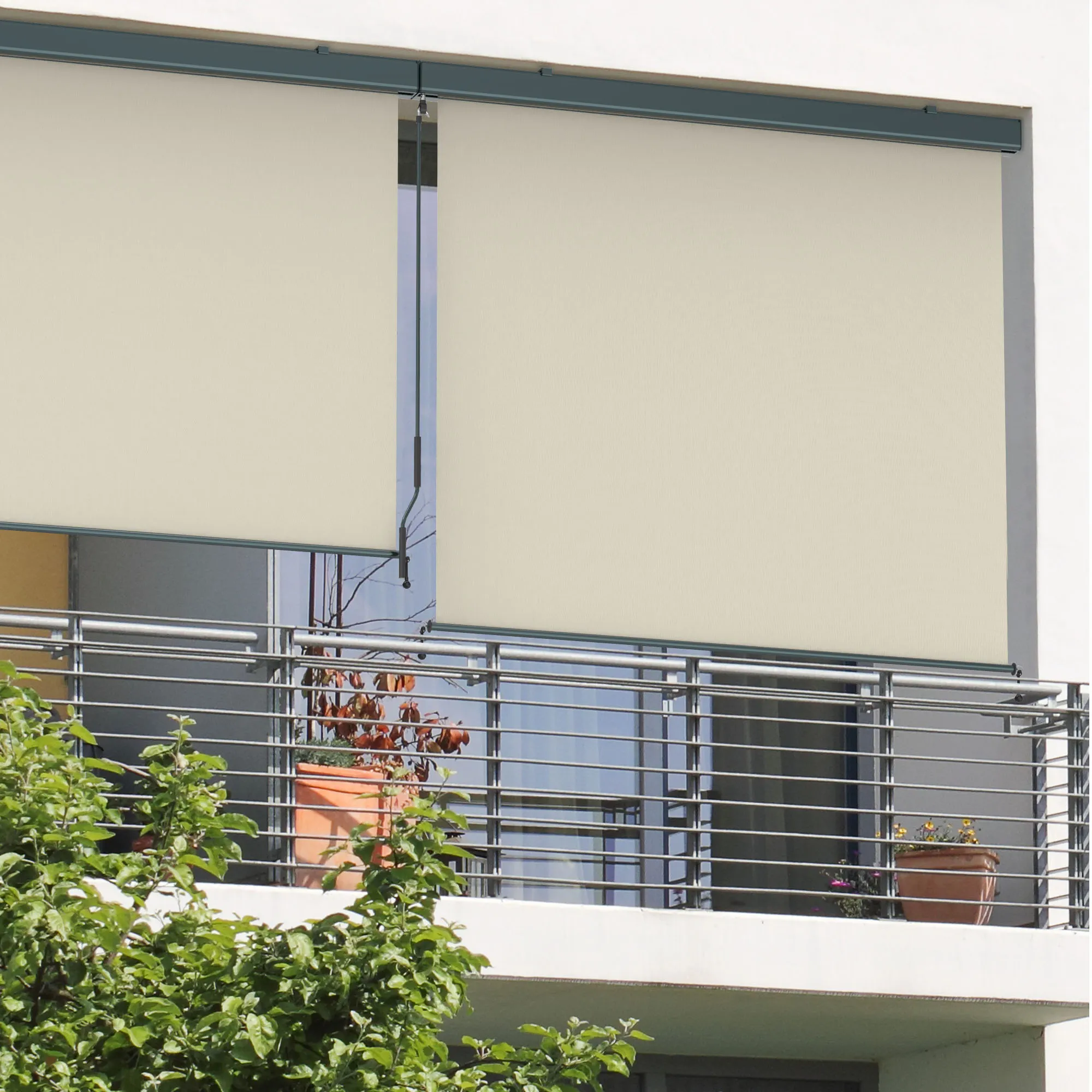Außenrollo - Senkrechtmarkise 2000 mit Kassette + Kurbel | 1