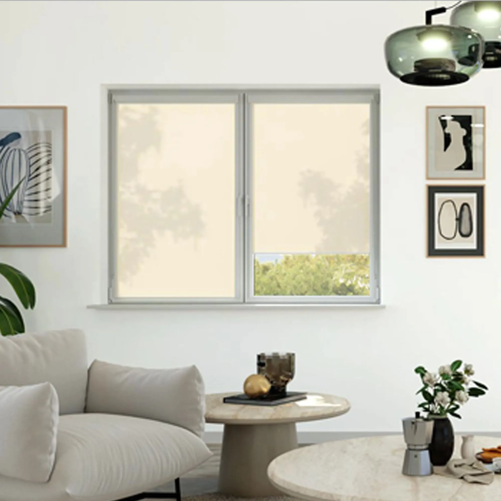 Das maßgefertigte Rollo von VICTORIA M bietet zeitlose Eleganz und perfekte Verdunkelung. Die moderne Kassette verleiht Ihrem Raum Ästhetik und Funktionalität. Die hochwertigen 3D-Führungsschienen sperren das Licht effektiv aus und sorgen für Dunkelheit zum Schlafen oder für Privatsphäre. Die Bedienung erfolgt über eine Kugelkette