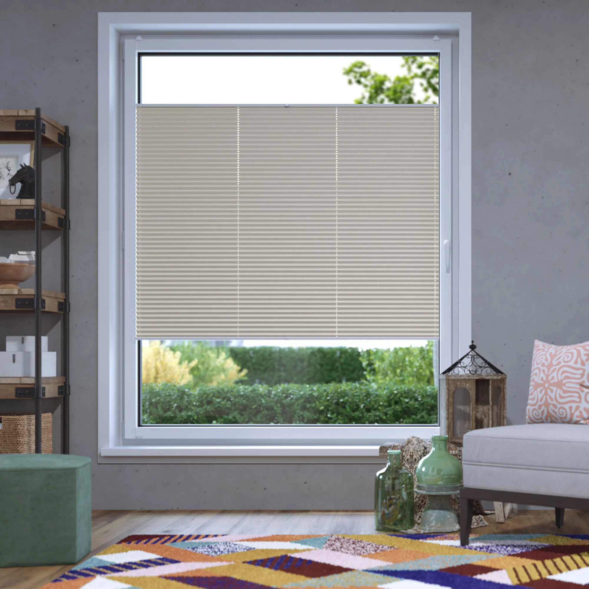 Elegance Plissee auf Maß - für Sie nach Wunschmaß gefertigt. Das Elegance Plissee von VICTORIA M nach Maß steht für höchste Qualität und modernes Design mit Aluminiumprofilen und ergonomischen Griffen. Das Faltrollo lässt sich nach oben und unten bedienen und perfekt dem Sonnenstand anpassen. Ein innovativer Spannschuh erleichtert Ihnen das Spannen und Nachspannen Ihres Plissees. Die diagonale Schnurverspannung sorgt für einen besonders stabilen Halt. Die Spannschnur verläuft seitlich an der Glasleiste